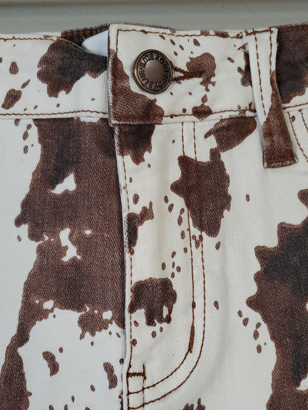 Judy Blue Cow Print High-Rise Denim, Raw Hem Shorts - Brown/White. Small - Picture 3 of 9